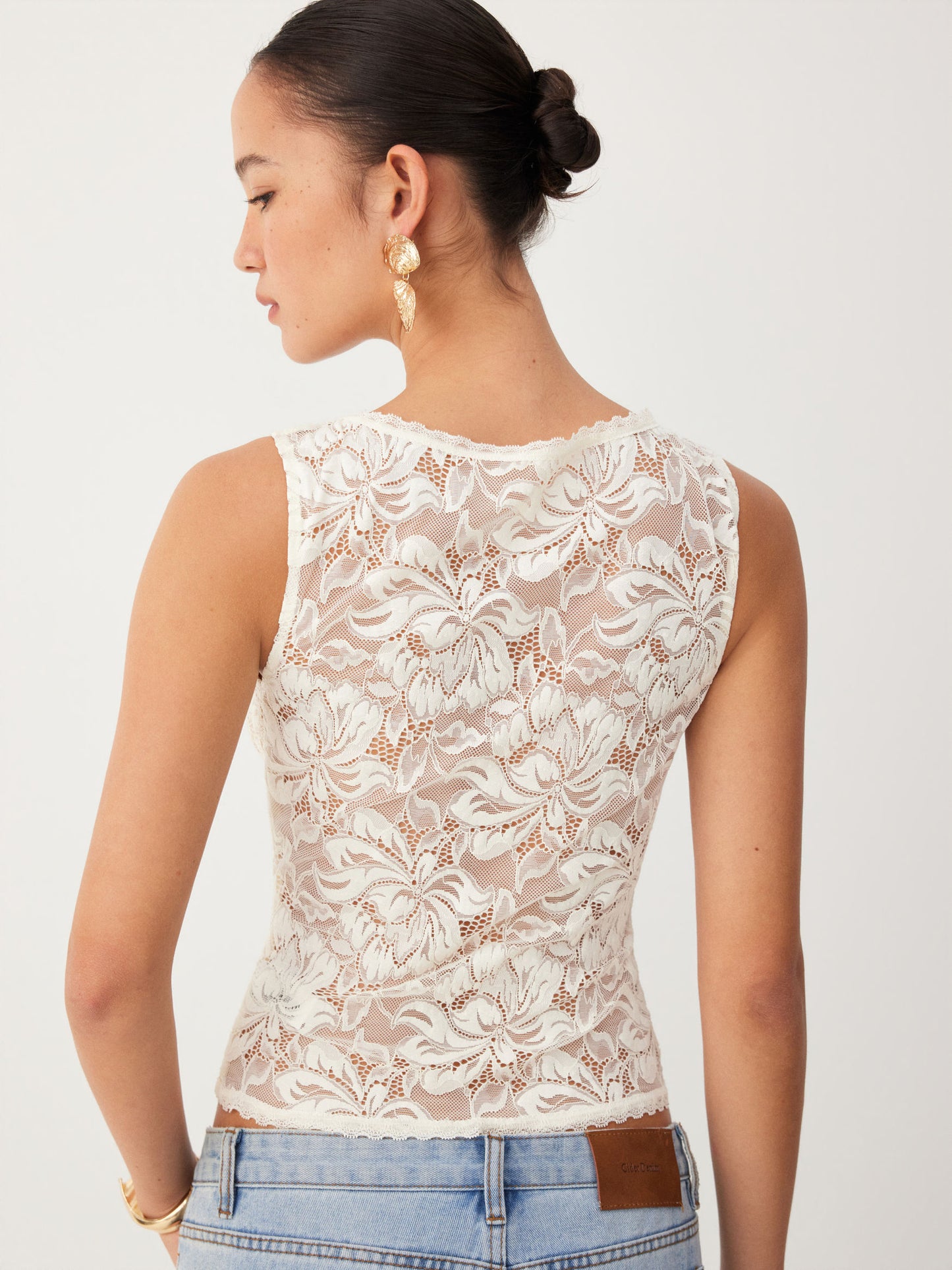 LACE SHEER BOAT NECK TOP