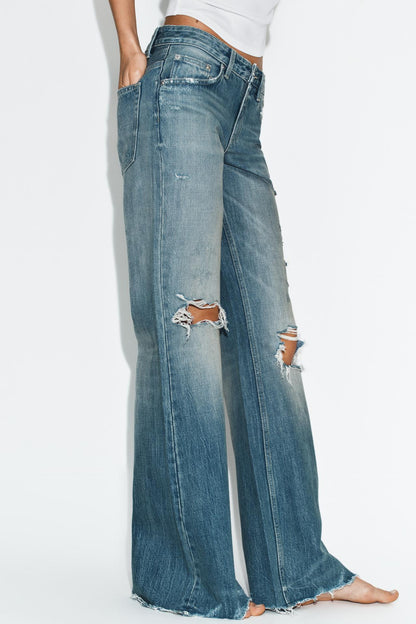 AMY™ Sculpt Flare Jeans