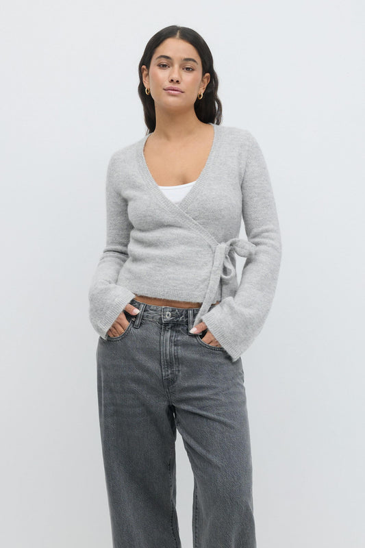 ESSENTIAL KNITTED WRAP CARDIGAN