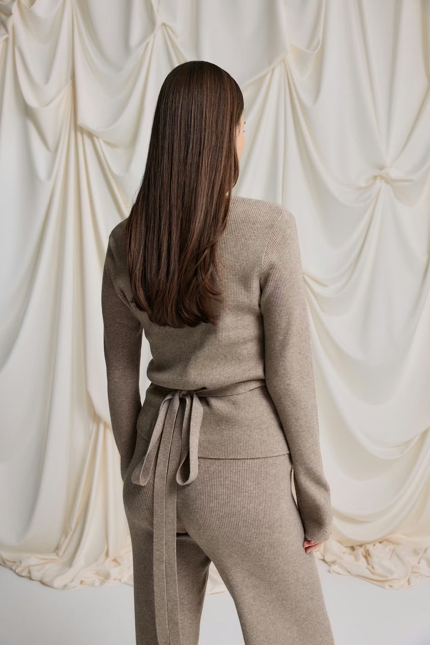 ESSENTIAL KNITTED WRAP CARDIGAN