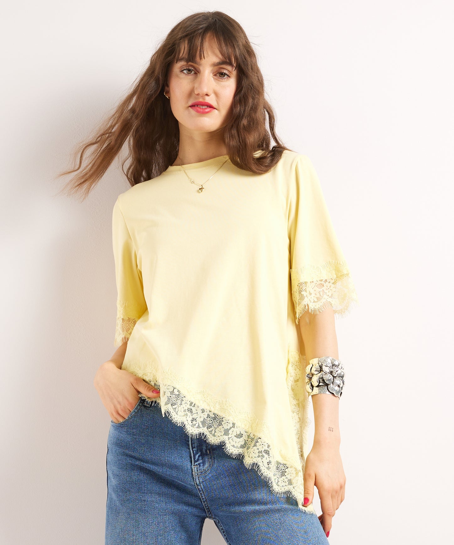 ESSENTIAL | ASYMMETRIC TEE